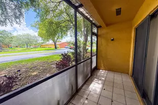 4567 NW 90th Ave, Sunrise, FL 33351 - Photo 18