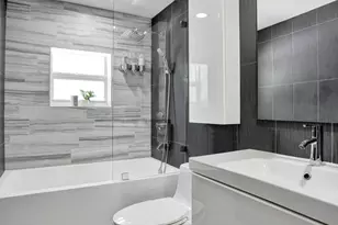 351 NW 32nd Ct, Oakland Park, FL 33309 - Photo 58