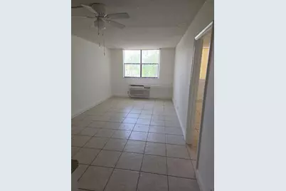 2401 Riverside Drive #306-B, Coral Springs, FL 33065 - Photo 10