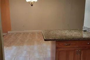 780 NE 199th St, Miami, FL 33179 - Photo 12