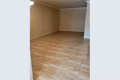 780 NE 199th Street #101E, Miami, FL 33179 - Photo 8