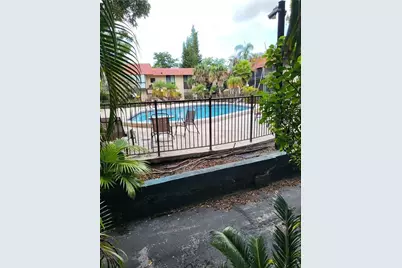 780 NE 199th Street #101E, Miami, FL 33179 - Photo 22
