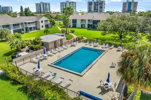 3209 S Lakeview Cir, Hutchinson Island, FL 34949 - Photo 2