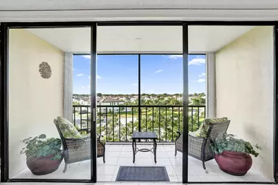 5951 Wellesley Park Drive #405, Boca Raton, FL 33433 - Photo 2