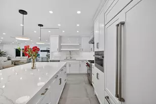 41 S Compass Dr, Fort Lauderdale, FL 33308 - Photo 8