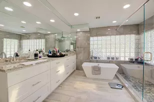 349 NE 2nd St, Boca Raton, FL 33432 - Photo 18