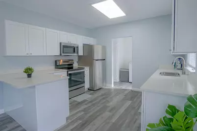 1102 Sunset Road, West Palm Beach, FL 33401 - Photo 4