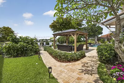 8704 Wendy Lane E, West Palm Beach, FL 33411 - Photo 52