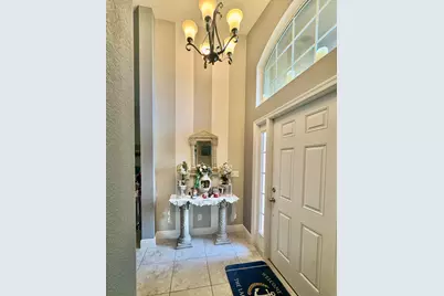 9621 Rainwood Court, Fort Pierce, FL 34945 - Photo 2