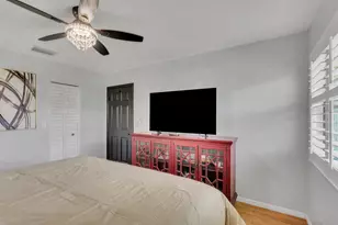 7618 Tahiti Ln, Lake Worth, FL 33467 - Photo 16