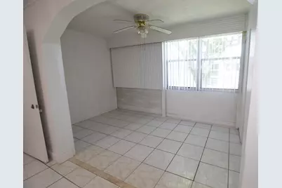 1040 NW 80th Avenue #203, Margate, FL 33063 - Photo 6