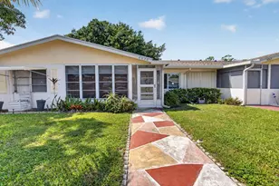 6070 La Palma Ln, Delray Beach, FL 33484 - Photo 1