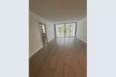 9325 Lagoon Place, Davie, FL 33324 - Photo 6