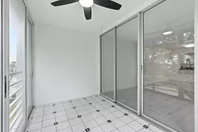 9325 Lagoon Place #405, Davie, FL 33324 - Photo 24