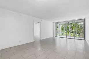 9325 Lagoon Pl, Davie, FL 33324 - Photo 12