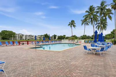 9325 Lagoon Place #405, Davie, FL 33324 - Photo 40