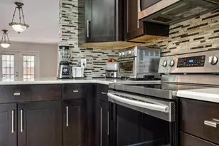 940 SW 96th Ave, Pembroke Pines, FL 33025 - Photo 4