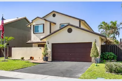 940 SW 96th Avenue, Pembroke Pines, FL 33025 - Photo 22