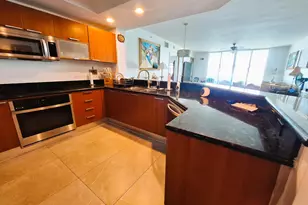 2650 Lake Shore Dr, Riviera Beach, FL 33404 - Photo 6