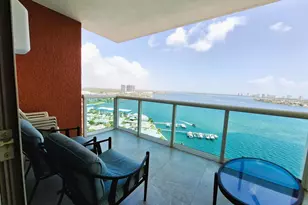 2650 Lake Shore Dr, Riviera Beach, FL 33404 - Photo 2