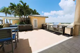 2650 Lake Shore Dr, Riviera Beach, FL 33404 - Photo 28