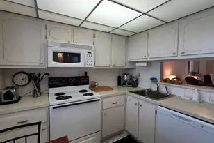 2901 NW 48th Ave, Lauderdale Lakes, FL 33313 - Photo 8