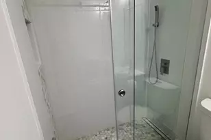 221 SE 11th Ave, Pompano Beach, FL 33060 - Photo 10