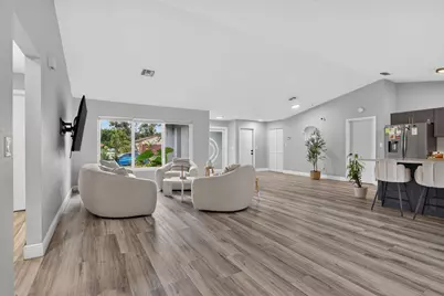 4950 SW 11th Circle, Margate, FL 33068 - Photo 6
