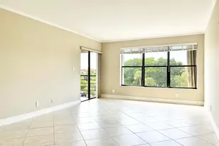 2306 S Cypress Bend Dr, Pompano Beach, FL 33069 - Photo 14