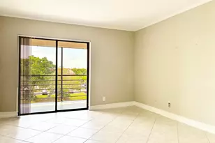 2306 S Cypress Bend Dr, Pompano Beach, FL 33069 - Photo 24