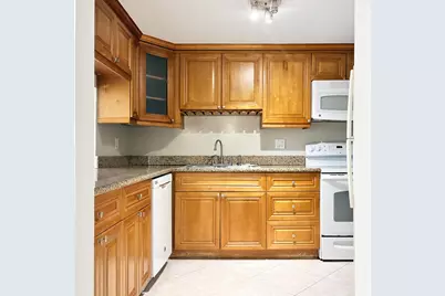 2306 S Cypress Bend Drive #420, Pompano Beach, FL 33069 - Photo 8