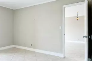 2306 S Cypress Bend Dr, Pompano Beach, FL 33069 - Photo 30