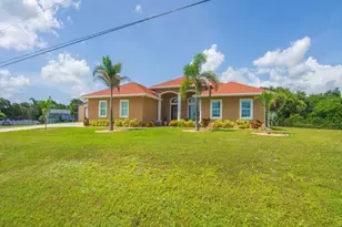 5327 N Old Dixie Hwy, Fort Pierce, FL 34946 - Photo 30