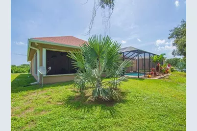5327 N Old Dixie Highway, Fort Pierce, FL 34946 - Photo 34