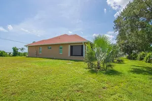 5327 N Old Dixie Hwy, Fort Pierce, FL 34946 - Photo 28