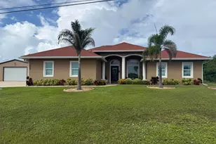 5327 N Old Dixie Hwy, Fort Pierce, FL 34946 - Photo 1