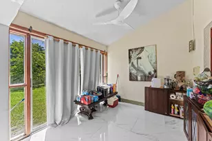 2350 NW 5th Ave, Boca Raton, FL 33431 - Photo 14