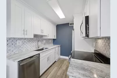 3038 Guildford C #3038, Boca Raton, FL 33434 - Photo 2