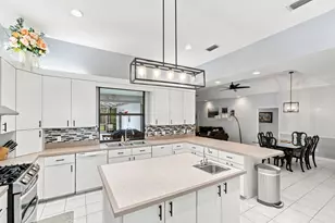 756 SW Pelican Cove, Port Saint Lucie, FL 34986 - Photo 4