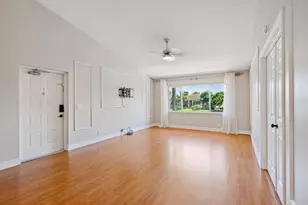 13770 Oneida Dr, Delray Beach, FL 33446 - Photo 10