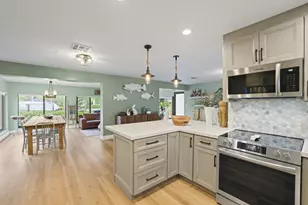 2332 NE 17th Terrace, Wilton Manors, FL 33305 - Photo 12