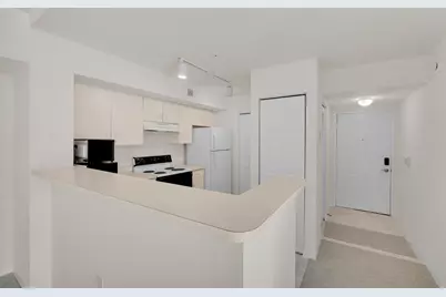 520 SW 111th Avenue #301, Pembroke Pines, FL 33025 - Photo 2