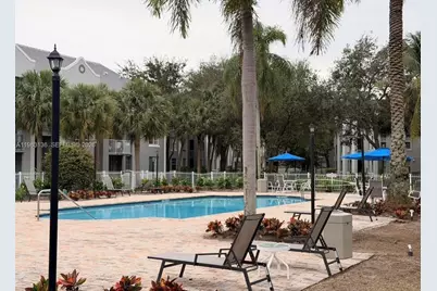 520 SW 111th Avenue #301, Pembroke Pines, FL 33025 - Photo 12
