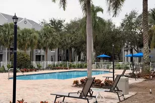 520 SW 111th Ave, Pembroke Pines, FL 33025 - Photo 12