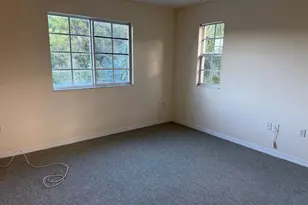 520 SW 111th Ave, Pembroke Pines, FL 33025 - Photo 14