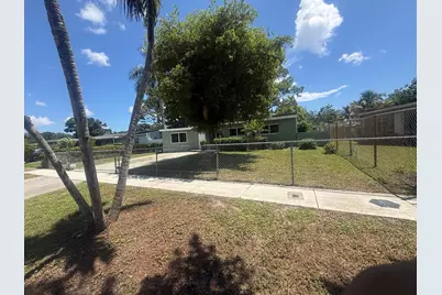 630 E Dayton Circle, Fort Lauderdale, FL 33312 - Photo 1