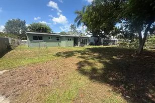 630 E Dayton Cir, Fort Lauderdale, FL 33312 - Photo 14
