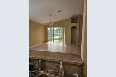 394 NW Breezy Point Loop, Port Saint Lucie, FL 34986 - Photo 16
