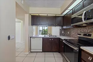 112 Lake Emerald Dr, Oakland Park, FL 33309 - Photo 4