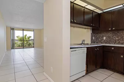 112 Lake Emerald Drive #209, Oakland Park, FL 33309 - Photo 2